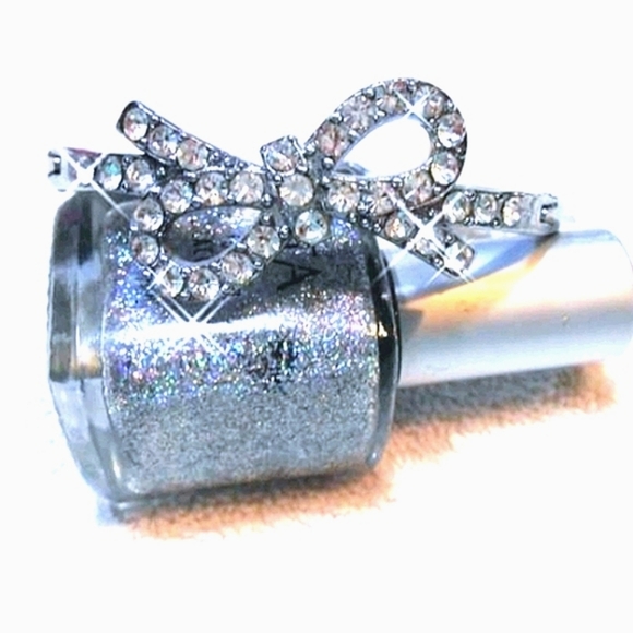 Yazilind Jewelry - Crystal Bow Bracelet